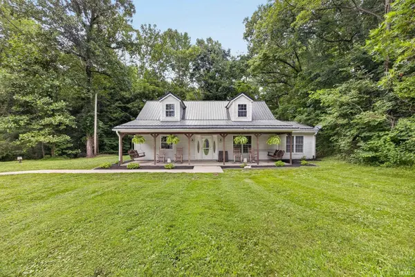 7275 N Ferry RD, Bloomfield, IN 47424