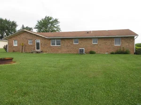 1617 W 100 N RD, Portland, IN 47371