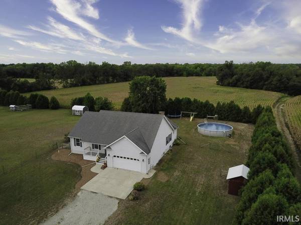 6577 N 725 W. ***, Winamac, IN 46996-8803