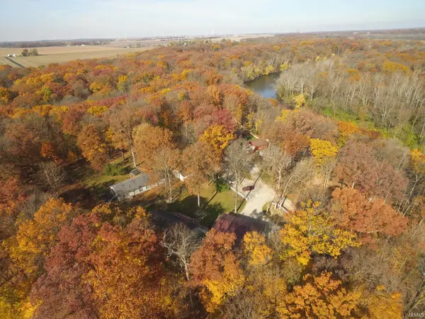 4802 N Horseshoe LN, Brookston, IN 47923-7046