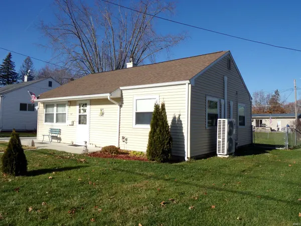 707 E Randolph St ***, Angola, IN 46703