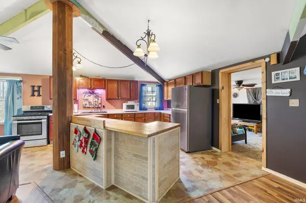 9019 S 600 E RD, Claypool, IN 46510