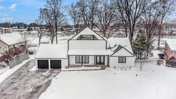 55981 Riverdale DR, Elkhart, IN 46514-1153