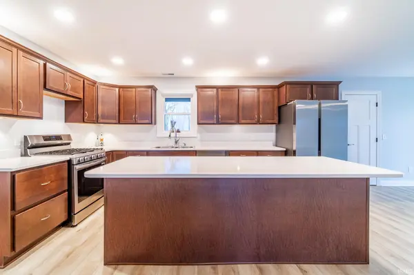1170 E kennys CT, Columbia City, IN 46725
