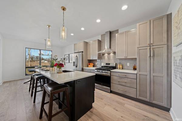 1410 Parkview Loop North *** #26, South Bend, IN 46617