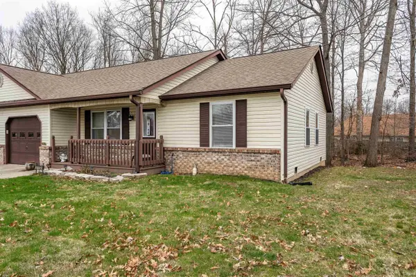 1113 N Forest View DR, Ellettsville, IN 47429