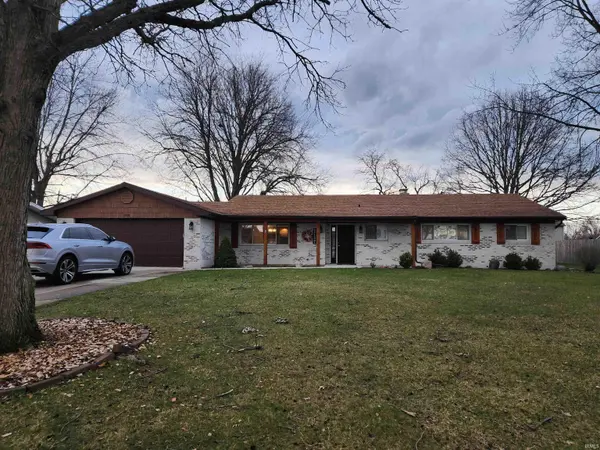 905 Straford RD, New Haven, IN 46774-2525
