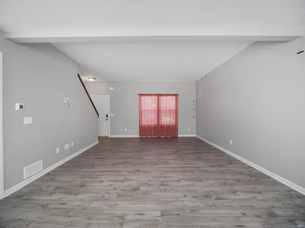 1587 Copper Mine Passage, Fort Wayne, IN 46845-0128