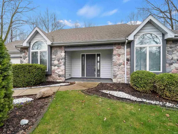 9529 Woodruff CT, New Haven, IN 46774-2740