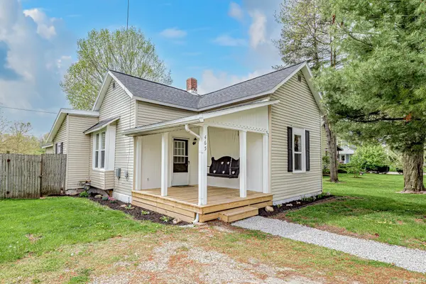465 W Bellville AVE, Andrews, IN 46702-9417