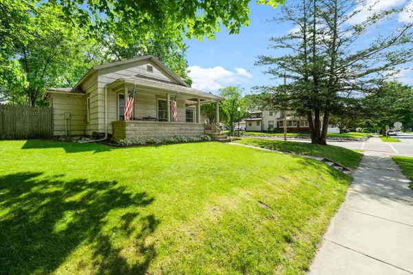 601 E 3rd ST, Mishawaka, IN 46544-2240