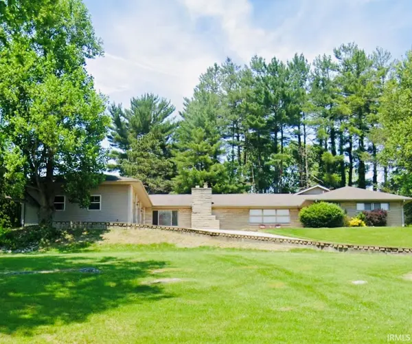1763 Valley View DR, Bedford, IN 47421