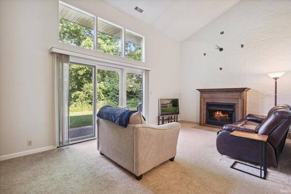 1573 Wildflower WAY, South Bend, IN 46617-1035
