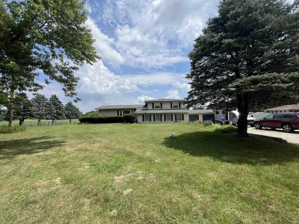 1033 N County Line RD, Michigan City, IN 46360