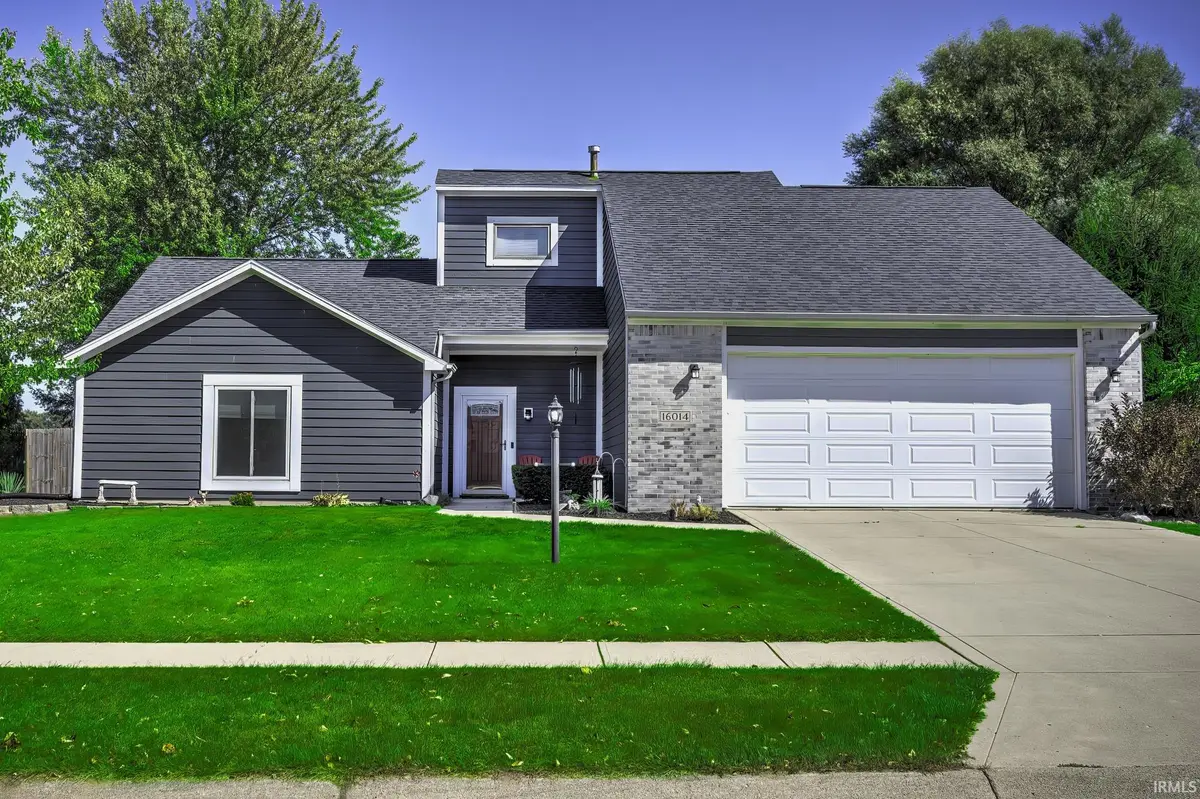 16014 Buhr DR, Huntertown, IN 46748-9350