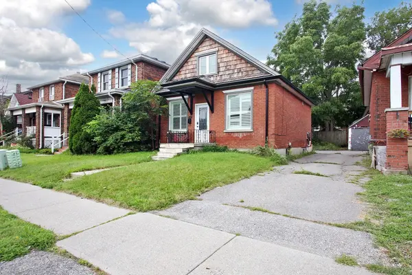 226 Ritson RD S, Oshawa, ON L1H 5H7