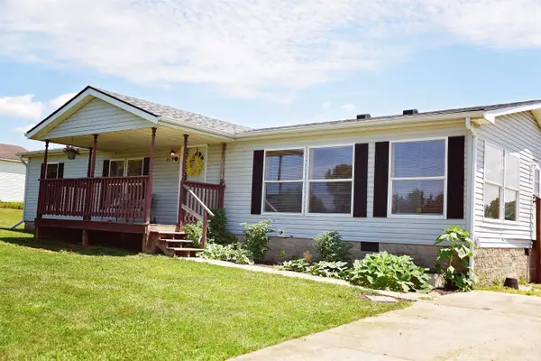 23 Fleetwood Addition RD, Bedford, IN 47421