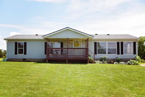 23 Fleetwood Addition RD, Bedford, IN 47421