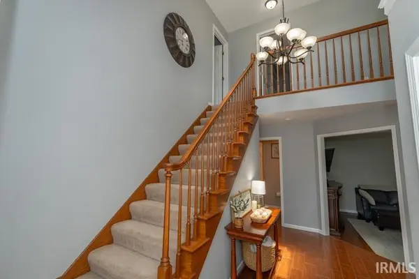 13713 Nora LN, Mishawaka, IN 46544
