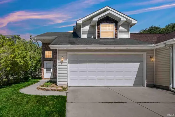 60 Lukes CT, Hobart, IN 46342-3071