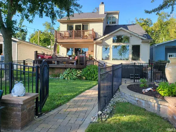 2624 E Stalf RD, Columbia City, IN 46725