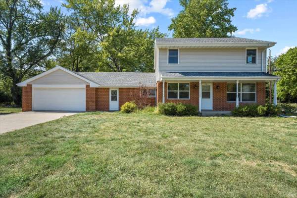 18158 Bulla RD,  South Bend,  IN 46637-5421