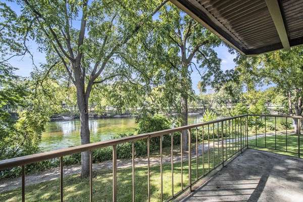 1505 Marigold WAY #310, South Bend, IN 46617-1052