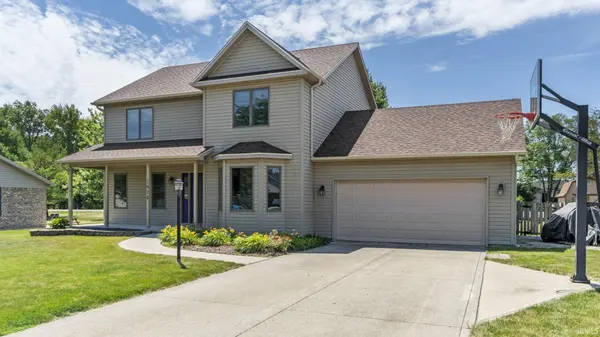 1414 Parlor City DR, Bluffton, IN 46714