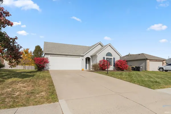 930 Brittany PL, Fort Wayne, IN 46825
