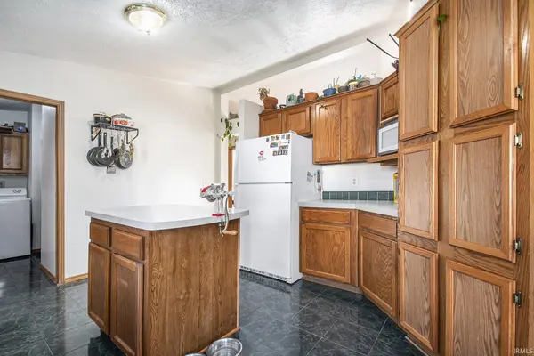 619 E Market ST, Warsaw, IN 46580-3312