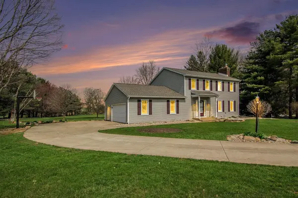 2975 Yellowwood CT,  Bremen,  IN 46506-9774