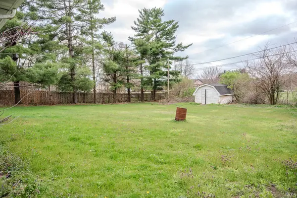 57319 Decamp BLVD, Elkhart, IN 46516-4651