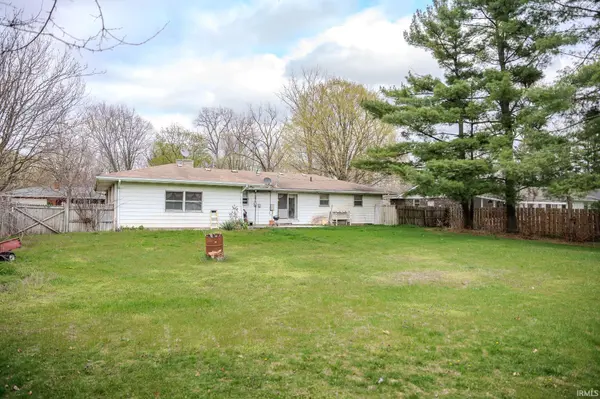 57319 Decamp BLVD, Elkhart, IN 46516-4651