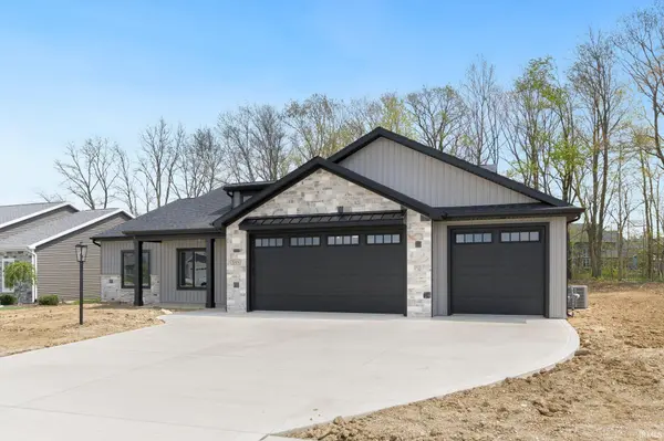 348 N Sweet Briar Court ***, Columbia City, IN 46725