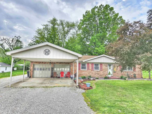 4027 E Boonville New Harmony RD, Evansville, IN 47725-8397