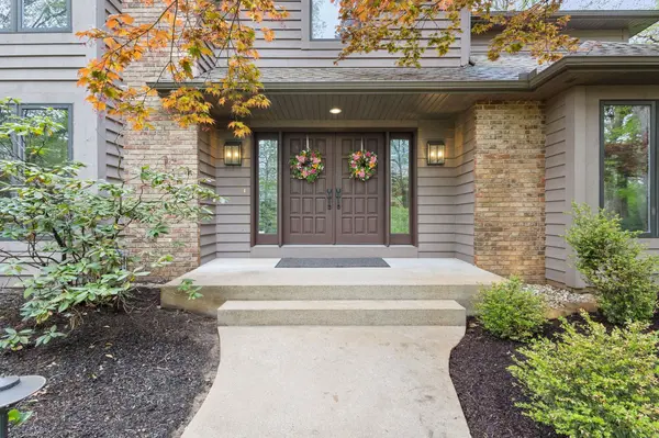 55961 Dana DR, Bristol, IN 46507-9512