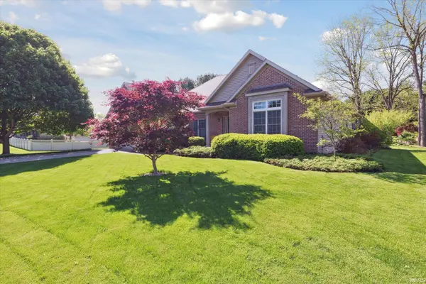 1916 Greenwood DR, Goshen, IN 46526