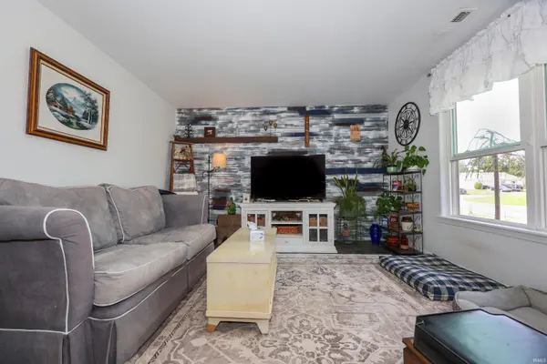 110 Alan DR, Fremont, IN 46737