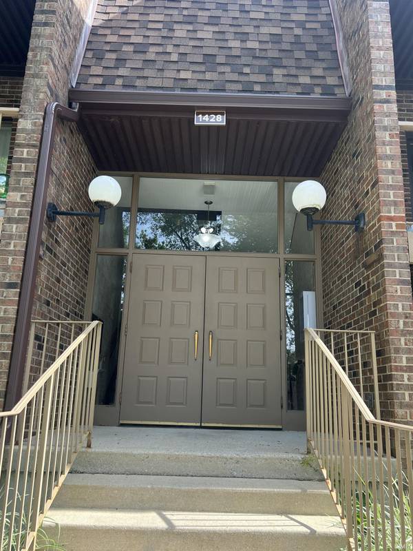 1428 Marigold WAY #106, South Bend, IN 46617