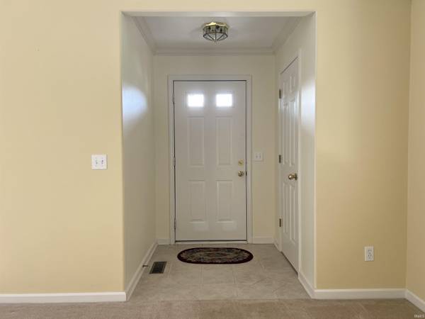 2516 Loganberry CV, Fort Wayne, IN 46818