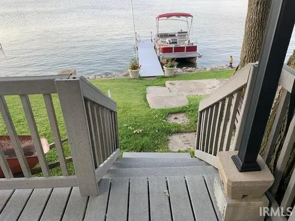3298 N Skinner Lake West DR, Albion, IN 46701