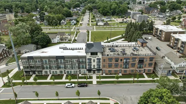 1010 Corby BLVD #302, South Bend, IN 46617-1504