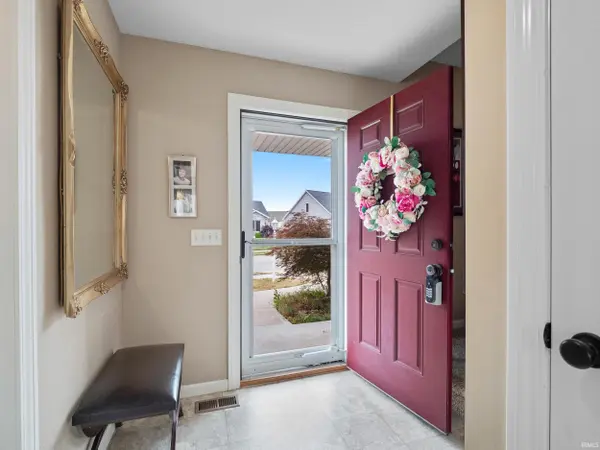 873 Beal Brook PASS, Fort Wayne, IN 46814-8236