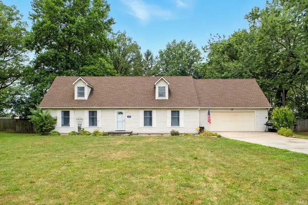 405 Inwood DR, Fort Wayne, IN 46815-7209
