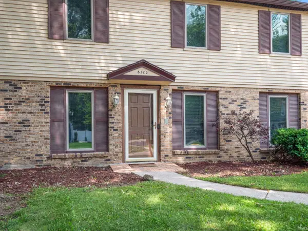 6125 Monarch DR, Fort Wayne, IN 46815-7631