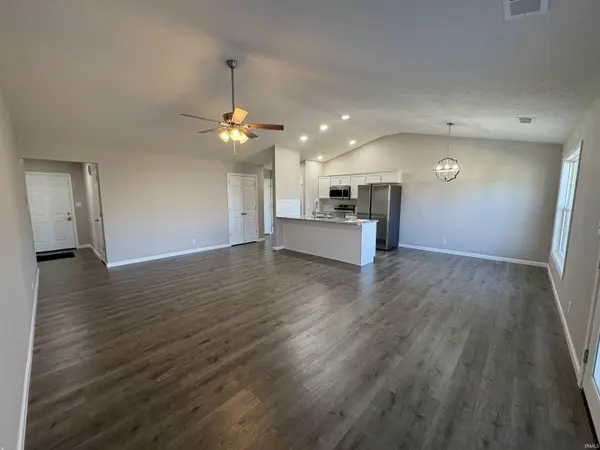 435 Mallard CIR, Chandler, IN 47610