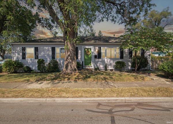 2003 E Washington ST, South Bend, IN 46617