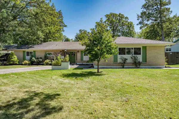 3702 Blueridge LN, Fort Wayne, IN 46815
