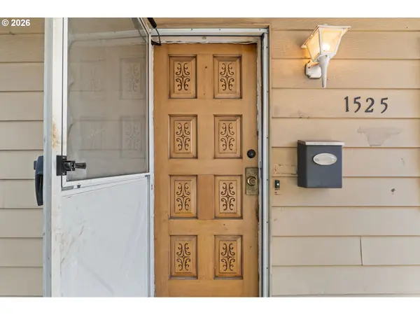 1525 N KILPATRICK ST, Portland, OR 97217