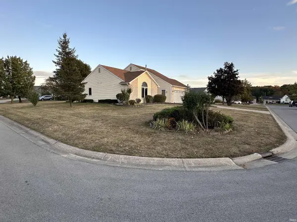 1330 Foxglove LN, Fort Wayne, IN 46808